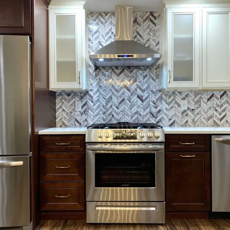 Chevron marble backsplash in a Lorain Ohio kitchen remodel